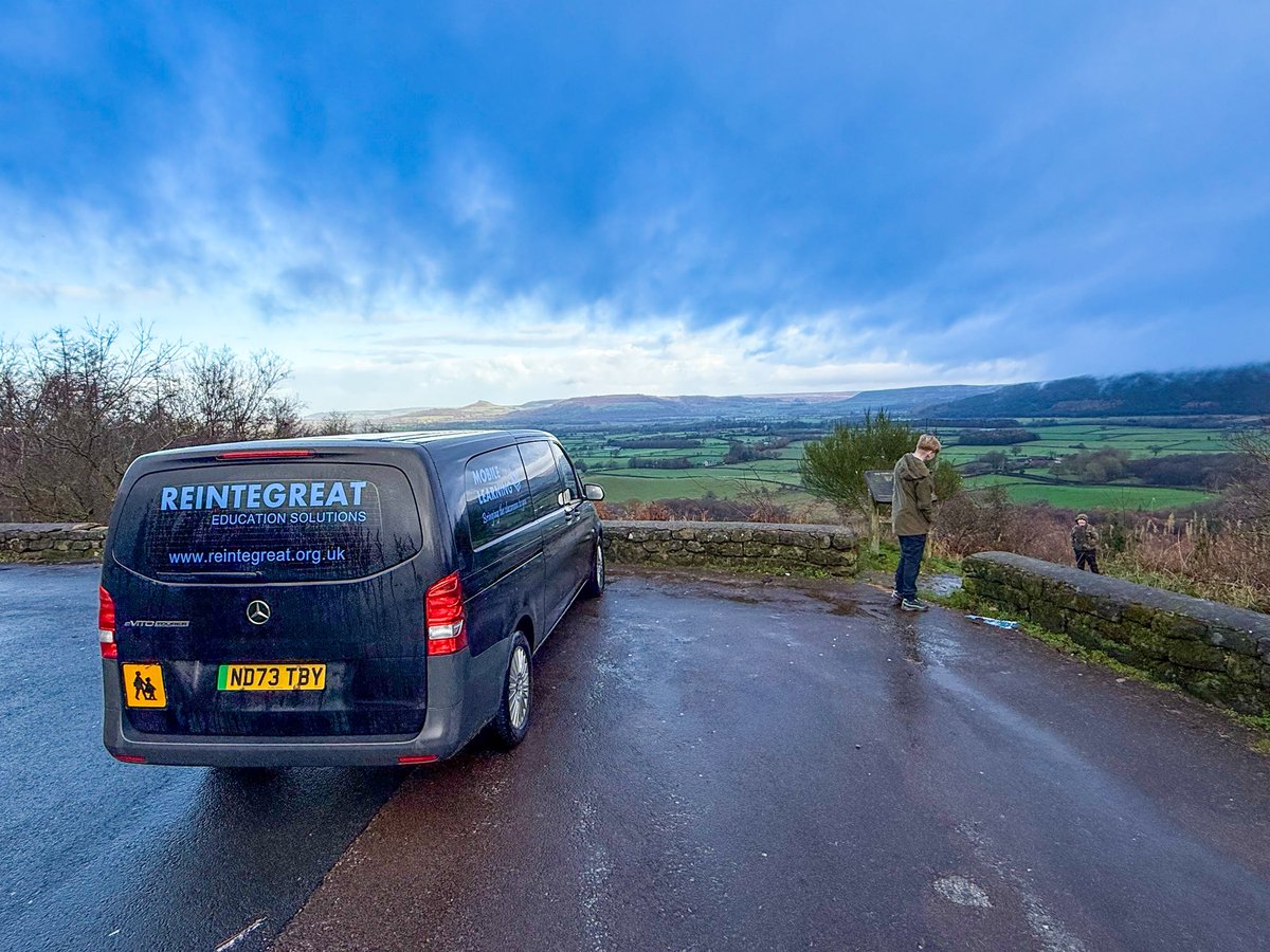 reintegreat's tweet image. 🌟🚌 This morning, our mobile learning classroom made a special stop for two amazing students who needed a different learning environment! 🌳📖 They fully engaged with their work while enjoying the stunning view from the top of Claybank! ✨ What a great way to learn! 👏…