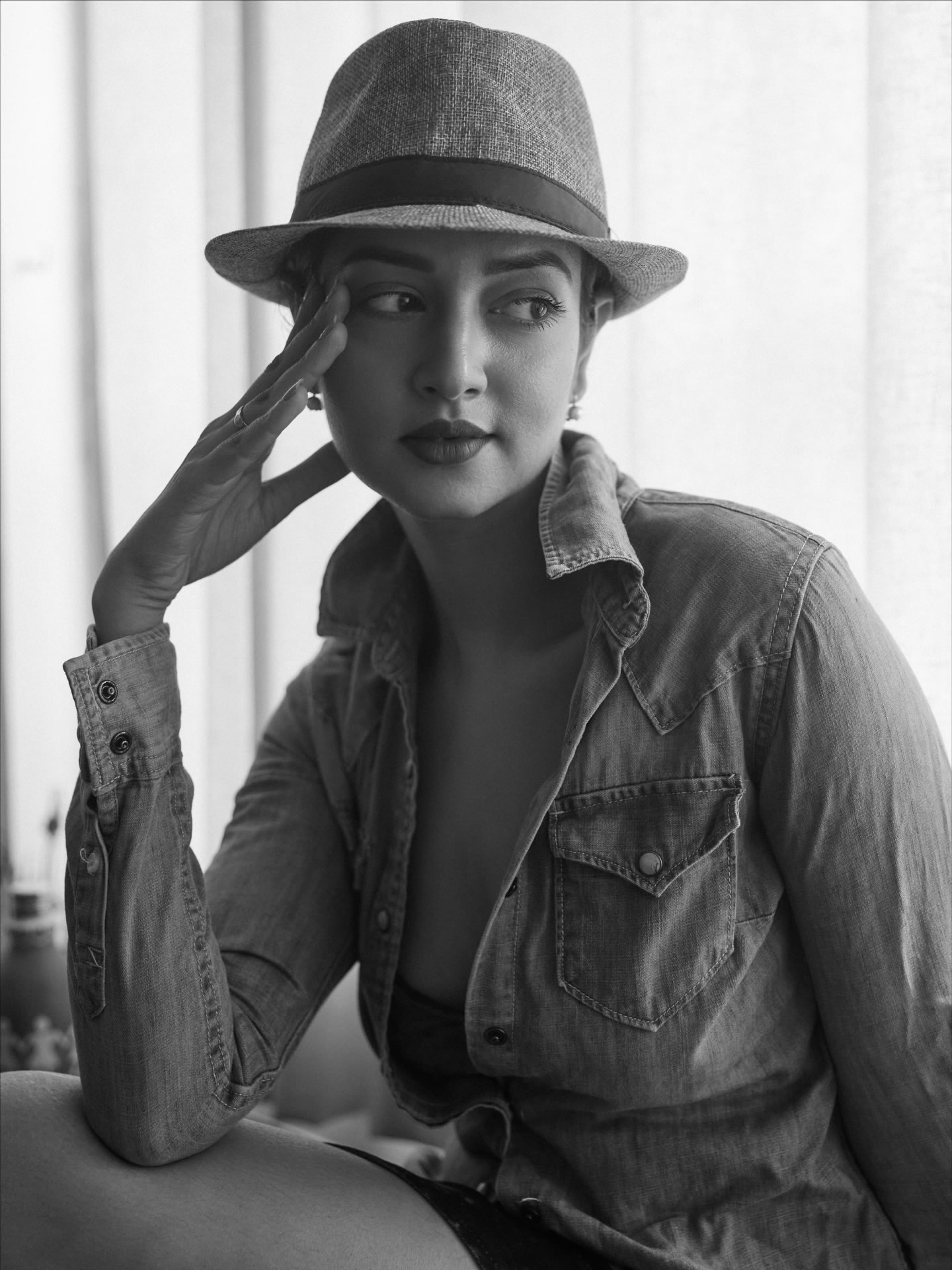 G6mba7ybwAAgld_?format=jpg&name=large