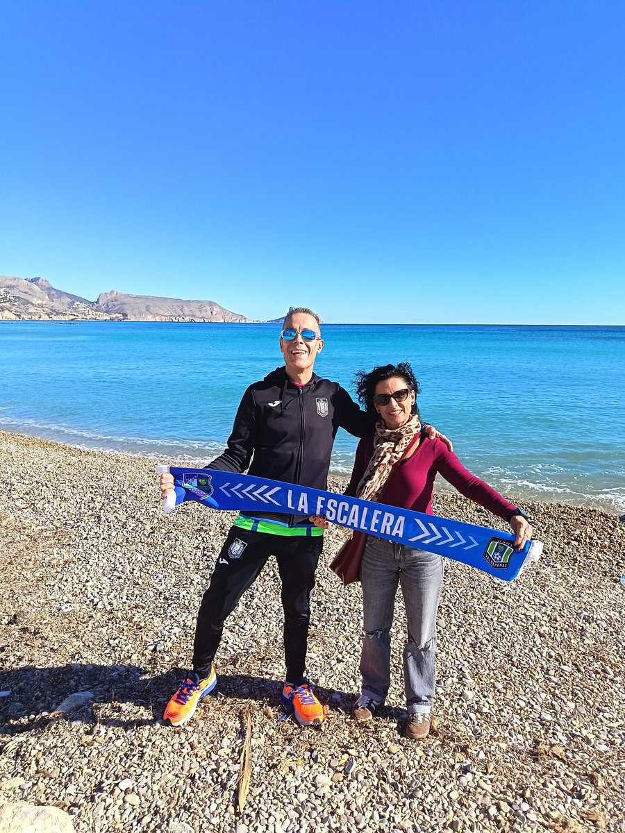 barcelonamya's tweet image. Nunca viajarás solo @VinaAlbaliFS !!!💙💙💙
Recorremos kilómetros..... locos por tí!!!
@PenaEscalera
@MareaAzulona 
#BENDITALOCURA
#Albalíyotequiero
#Mequedocontigo
#Siemprepresentes