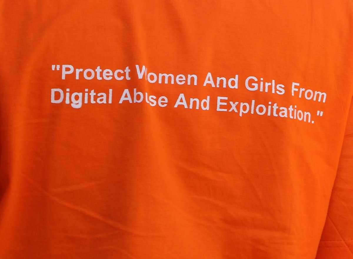 UN_SouthSudan's tweet photo. Today marks the start of the #16DaysofActivism Against GBV. We join the call to #UNiTEtoEnd Digital Violence Against All Women & Girls. Across 🇸🇸@UN works with government & partners to keep women & girls safe, prevent harm, & ensure safe access to digital spaces. #SDG5 #SDGs https://t.co/zoofTYkfPK