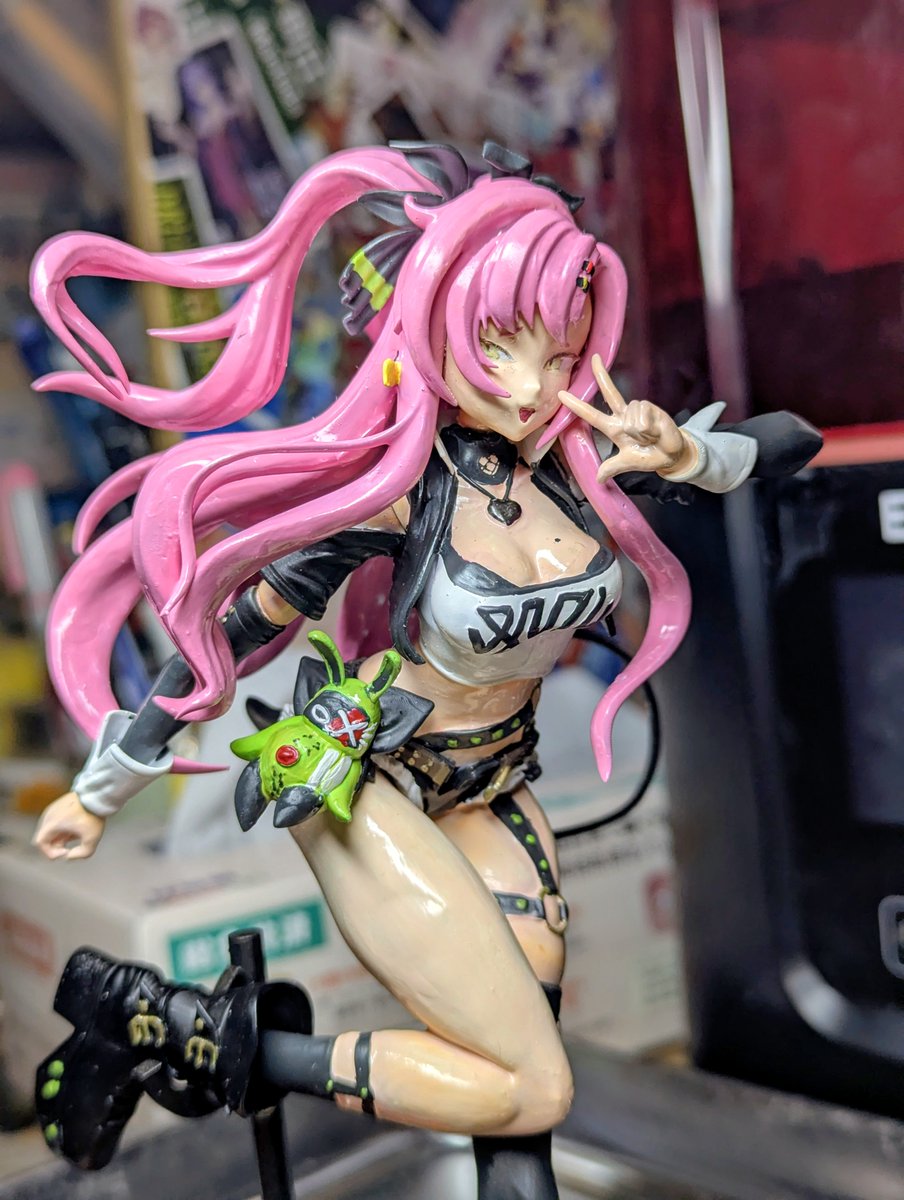 おさかなチンパンジーです。 ニコのフィギュア作ってます #ゼンゼロ