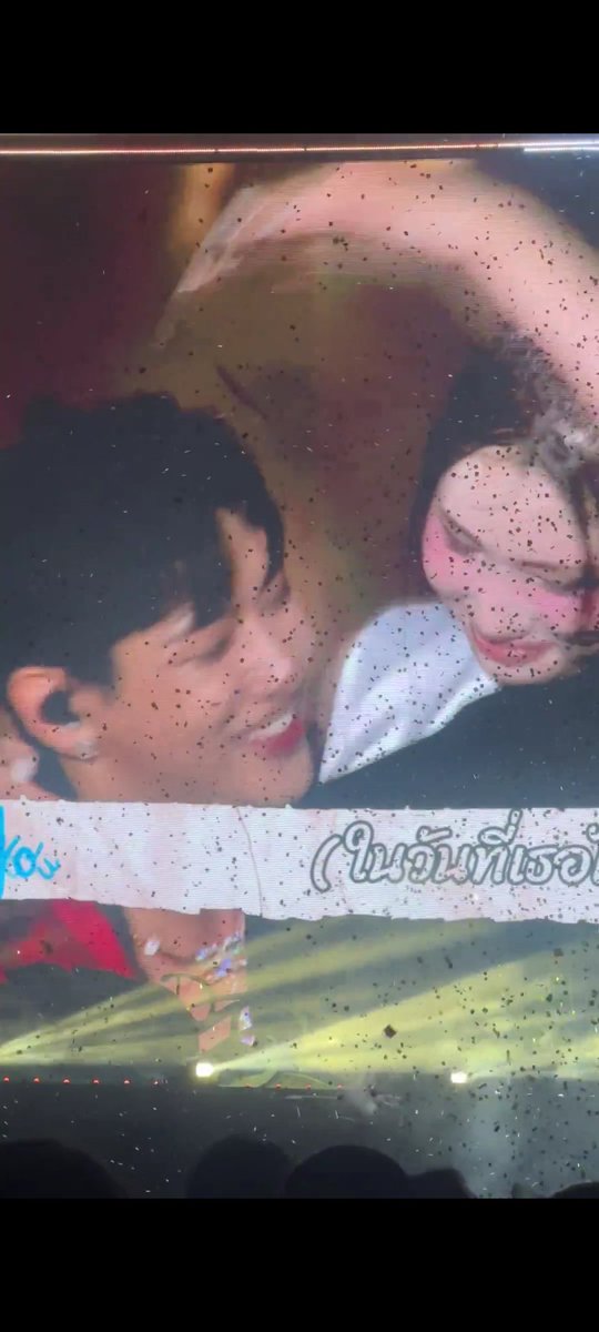 PandaSeoBanggg's tweet image. ฉันเขิลลลลไอ้อ้วนนนน อยากเป็นน้องแดนเซอร์ 555555 😳🤧🤭
#BamBamHOMETOWNConcertDay2
#BamBam_Concert_HOMETOWN
@BamBam1A #BamBam #뱀뱀
*แต่ลูกฉันแก้มอ้วนมาก 🤣🤣🤣🤣🤣

เครดิตจากคลิปคุณ @ NatnalinNiti 🙏🏻🙏🏻🙏🏻