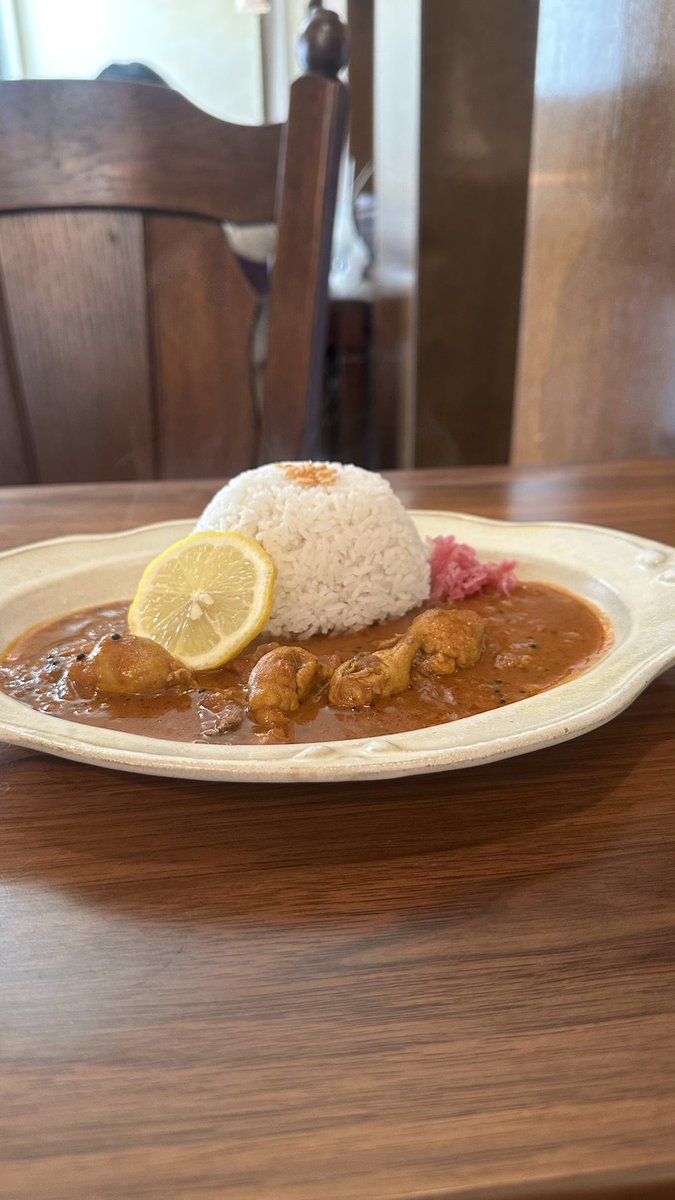 koki_1159's tweet photo. 今日はここのカフェで仕事してました！
レトロな雰囲気で落ち着くね
高円寺に来たら「旅する喫茶」へ https://t.co/5wLrKTcKHH