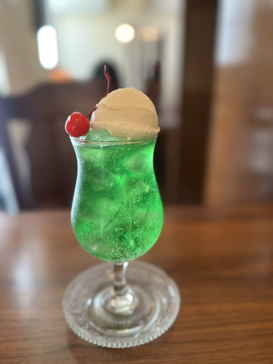 koki_1159's tweet photo. 今日はここのカフェで仕事してました！
レトロな雰囲気で落ち着くね
高円寺に来たら「旅する喫茶」へ https://t.co/5wLrKTcKHH