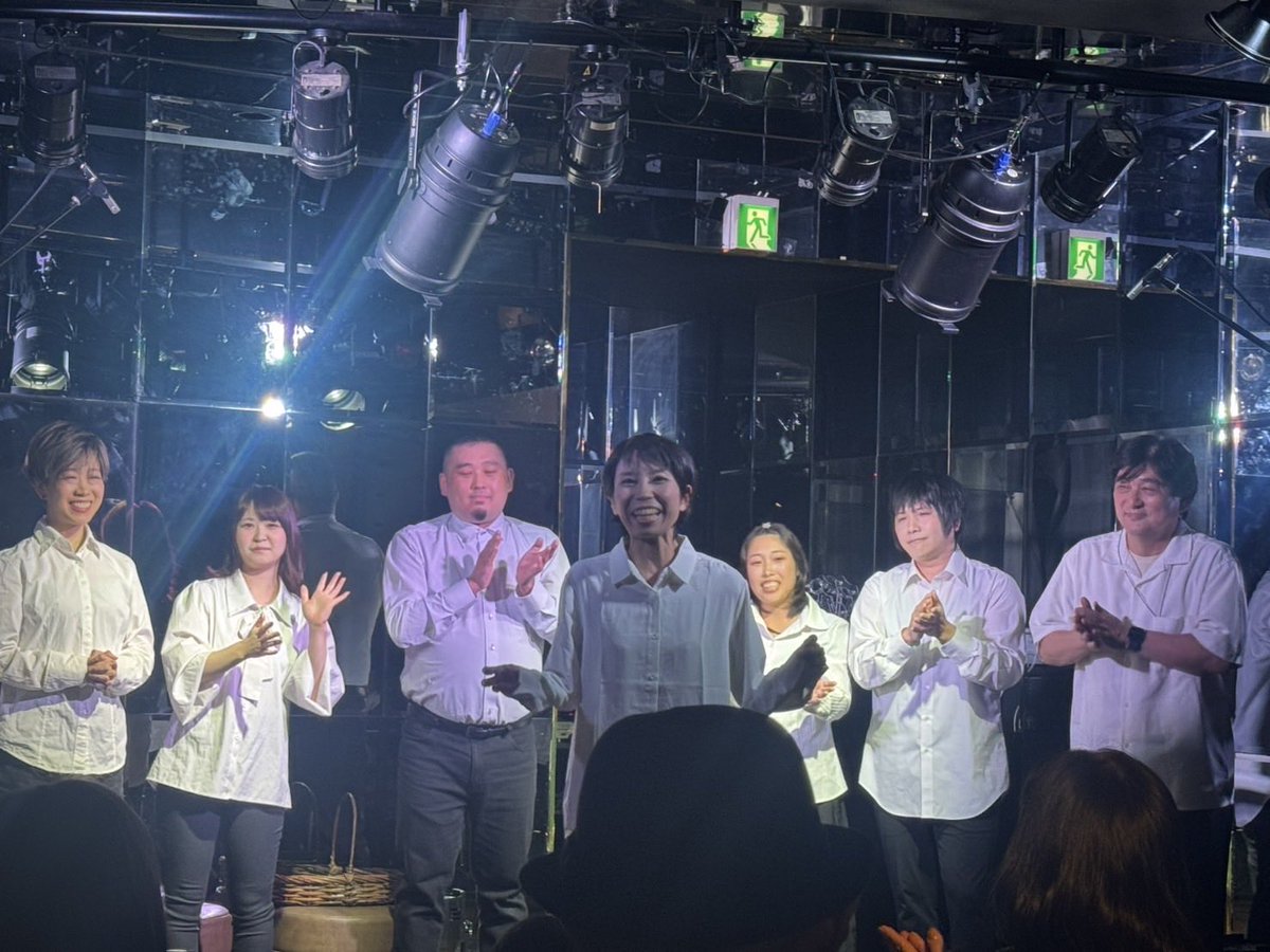 mu_0820's tweet photo. 昨日のインプロショーありがとうございました！

葉月さんと絡めなかったので、次回開催を祈りつつ

二部の朗読劇、後の方で見させていただきましたが、葉月さんの「今」と朗読劇の内容があまりにもリンクしすぎてて、歌も良すぎで葉月さんとの思い出が沢山蘇り、号泣しました。

奇跡起こしましょう💖 https://t.co/JZgV1ojZt9