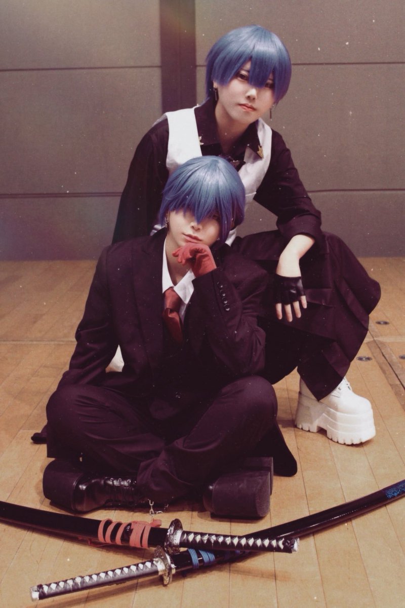 y_naga01's tweet image. cos / 捏造 橘奏夜.橘涼夜

                「断るなら命はないと思え」
                      「……交渉、決裂ですね」

📸 / 無課金転生ユウスケ様(@ing_tinkerbell)

 #スーツ武器オフ会