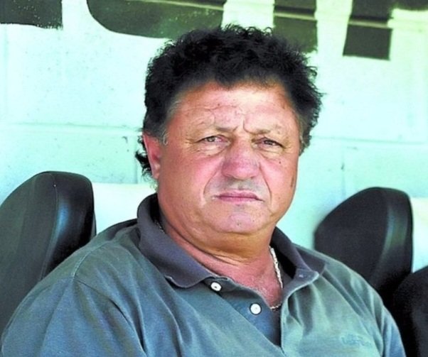 oscarluisblanc3's tweet image. Otros 2 complices . MARCHI recorre el mundo con su sindicato mundial de jugadores, acá no aporta hace siglos. PASSINI , el de los técnicos, recorre Puerto Madero,  un lugar preferido .No pidamos que reaccionen jugadores y técnicos, quien lo va a defender el CHAPULIN COLORADO ?