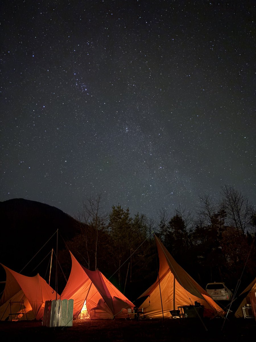 iPhone16 渾身の一枚☆
#ナイトモード全開
#加工なし
#真夜中の平瀬温泉キャンプ場
#白川郷
#パンダ会