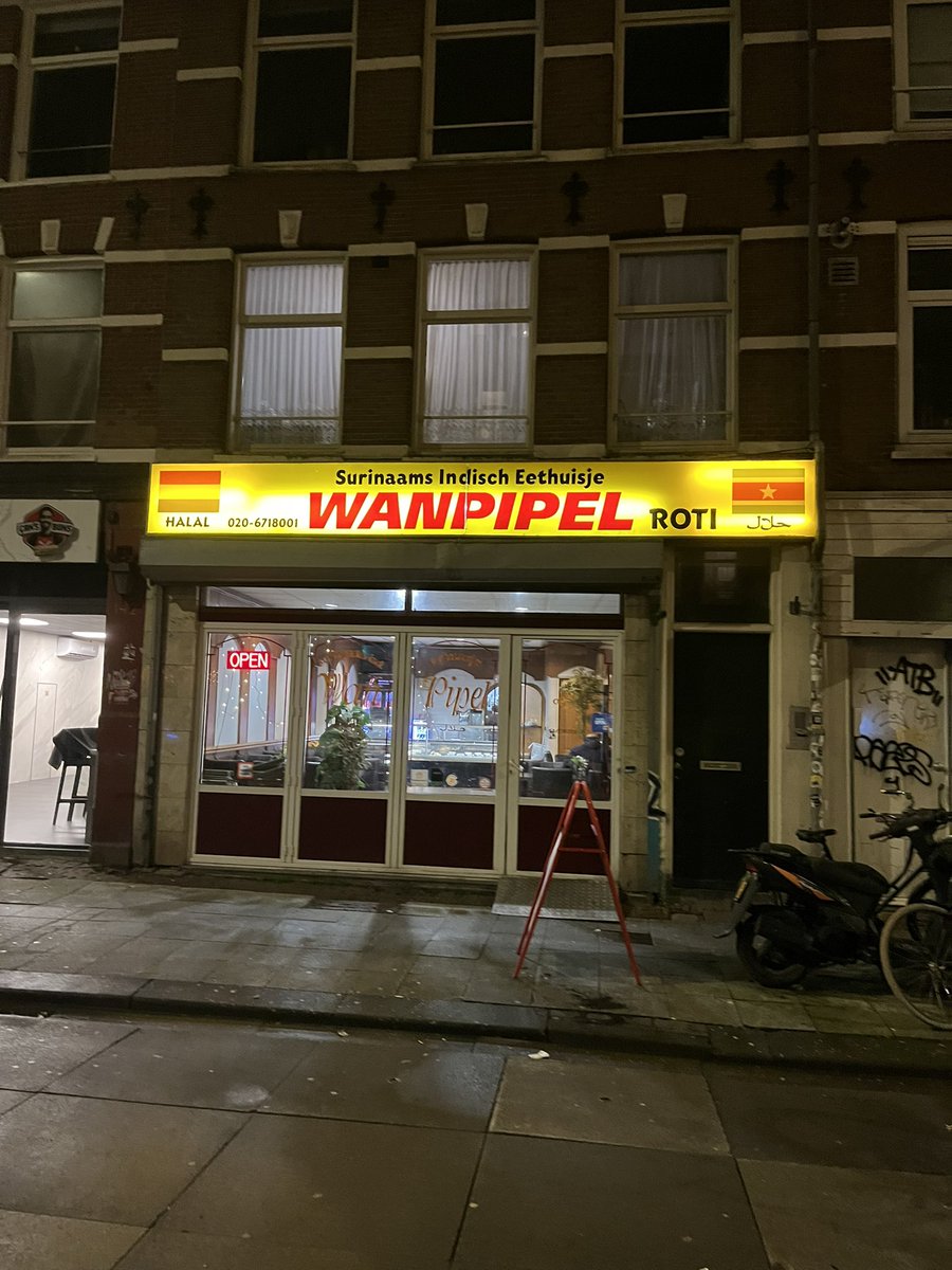 markthannah's tweet image. A crash course in Dutch colonial history and a first sampling of Suriname cuisine last night courtesy of a lovely owner who sat with us letting us try whatever we fancied while rather steaming and let me tell you it was glorious. 🇸🇷 #Amsterdam