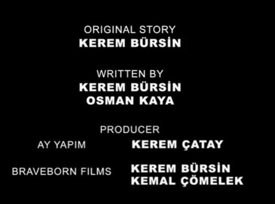 hhazlm12's tweet image. هذا هو الهوس الحقيقي كرم كتب القصة والسيناريو و وانتج الفيلم والقصة حزينة واحد يموت فيها وعنده ابن
راحت المهووسة كتبت قصة وانتجت فيلم وفيها شخص يموت وعندها طفلة 😭
ومانحكي عنها انها اختارت نفس المنصة امازون 
بعدها يجي فانزها يهاجم لهم عين يحكوا
#KeremBürsin  #HandeErçel