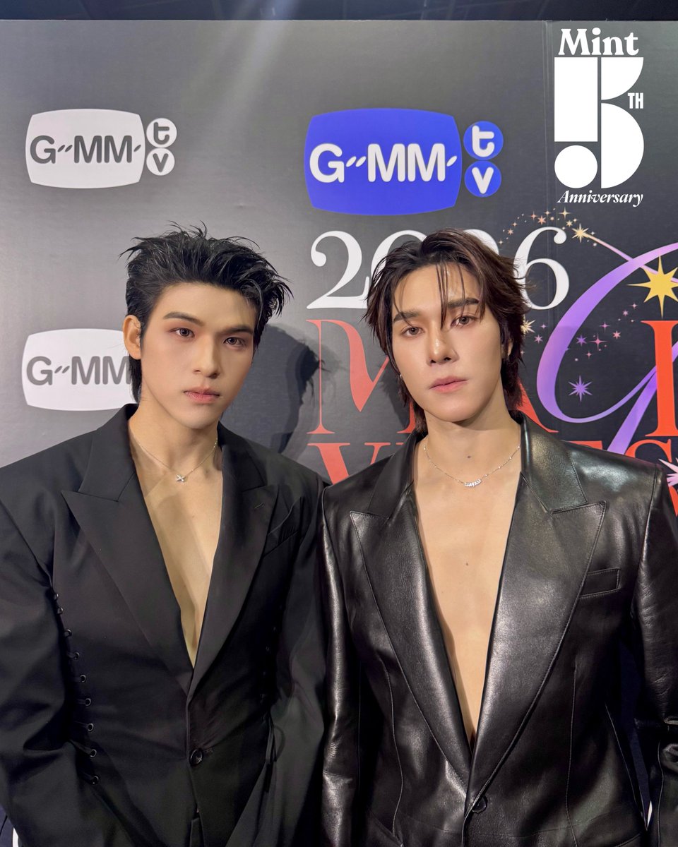 mintmag_th's tweet image. หล่อเอาเรื่อง! #MintReports สแนปภาพหนุ่มหล่อเพื่อนสนิท #สกายวงศ์รวี #นานิหิรัญกฤษฎิ์ จัดเต็มลุคหล่อ ร่วมงาน GMMTV2026 MAGIC VIBES MAXIMIZED ที่จัดขึ้นในวันนี้ ณ Union Hall, Union Mall 💚

#skywongravee #hirunkit_ 
#GMMTV2026 
#MintMagTH