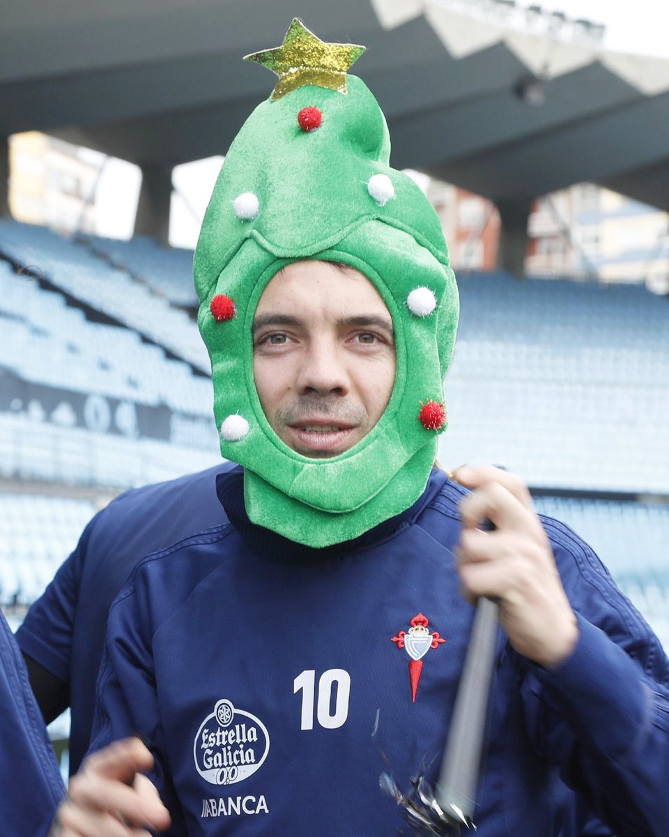 One month 'til Christmas.