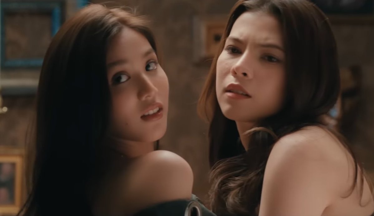 achangkub's tweet image. หรือนี่คือสาเหตุที่หมวยไปถามเพื่อนว่ารู้สึกไม่ชอบบ้างไหมที่เขาไปสนิท(แสดง)กะคนอื่น ละบอกว่าถ้าเปนตัวเองก็ไม่ชอบ🌝