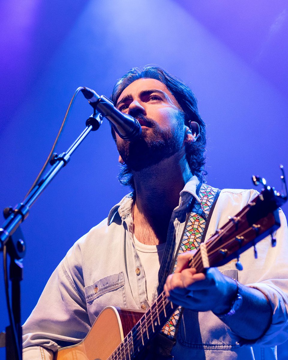 O2SBE's tweet image. Strings, stories, and a room full of people held by harmony - #Amble brought their folk magic to #O2ShepherdsBushEmpire last week 🎵

📸@naomi_dsmith

O2 Shepherd&apos;s Bush Empire 17.11.25