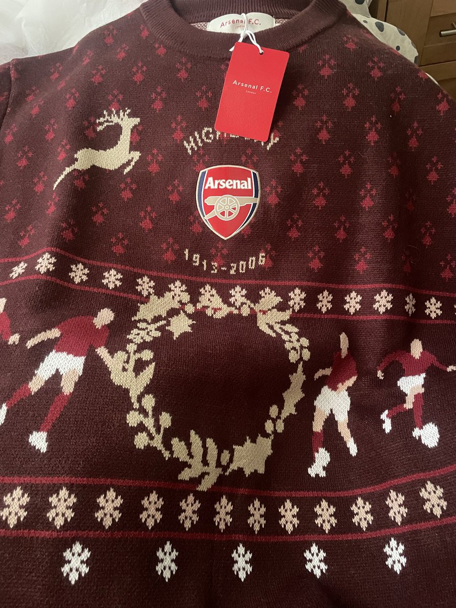Love ittttt. #christmasjumper #arsenal