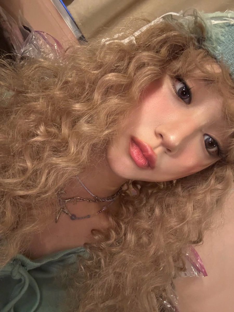 vvupuniverse's tweet image. BARBIE KIM 🧚🏻‍♀️
#KIM #킴 #SuperModel #VVUP #비비업