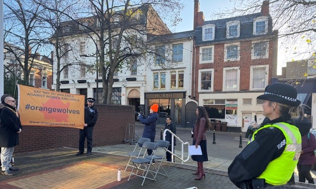 WolvesCityWMP's tweet photo. Proud to support today’s #OrangeWolves flag raising, marking the start of #16DaysOfActivism 
Chief Insp Evans, accompanied by Partnerships officers, spoke about standing together against all forms of domestic abuse. 🧡 
#Wolverhampton #Partnershipworking #WestMidlandsPolice https://t.co/MAj5IqL1N5