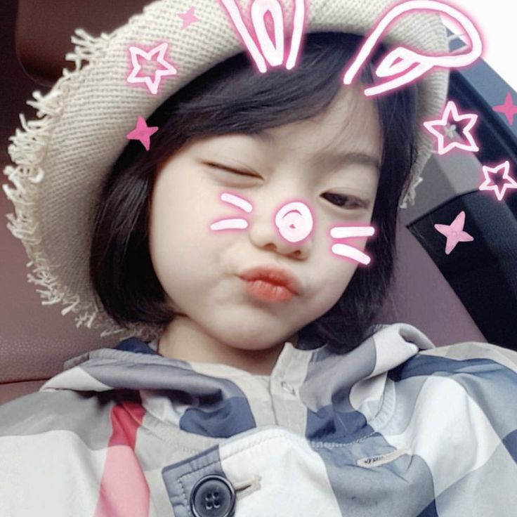 jeongaleian's tweet image. pre debut                             now