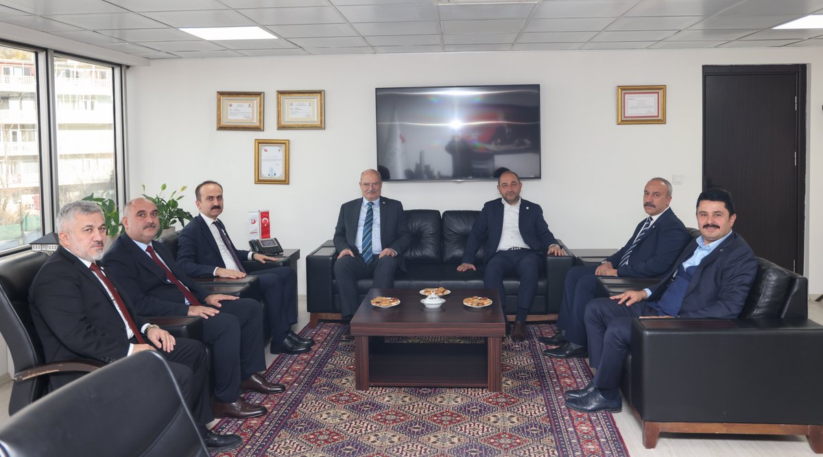 Ankara Ticaret Odası Yönetim Kurulu Başkanı <a href="/GurselBaran/">Gürsel Baran</a>, Ankara İl Göç İdaresi Müdürü Gökhan Karaman’ı ziyaret etti. Ziyarette, ATO Yönetim Kurulu Üyeleri Halil İlik ve Ali İhsan Güçlü ile ATO 30 No’lu Doğal Taş, Mermer ve Hazır Beton İmalatçıları Meslek Komitesi Üyesi Serkan