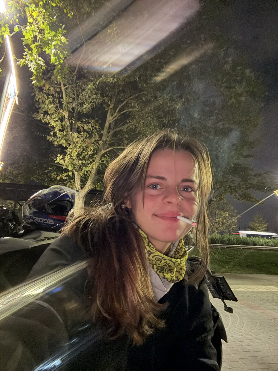 ufuklarda bir yer tweet media