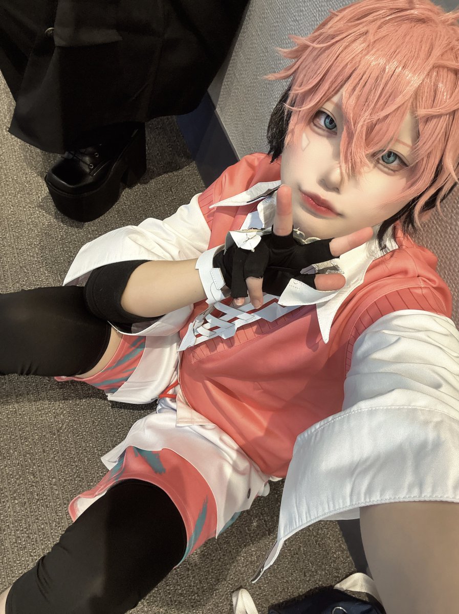 らいり tweet media