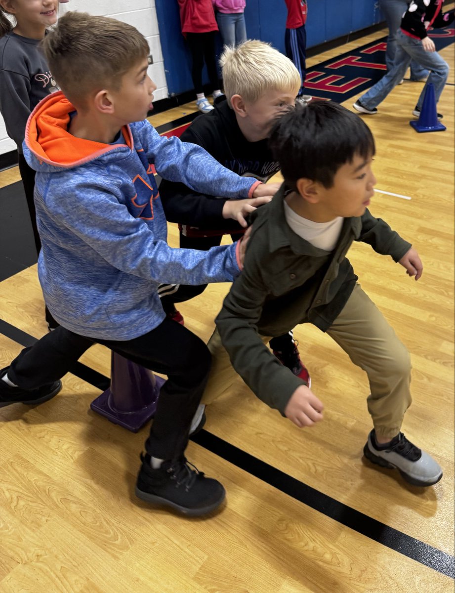 Lines PE tweet media