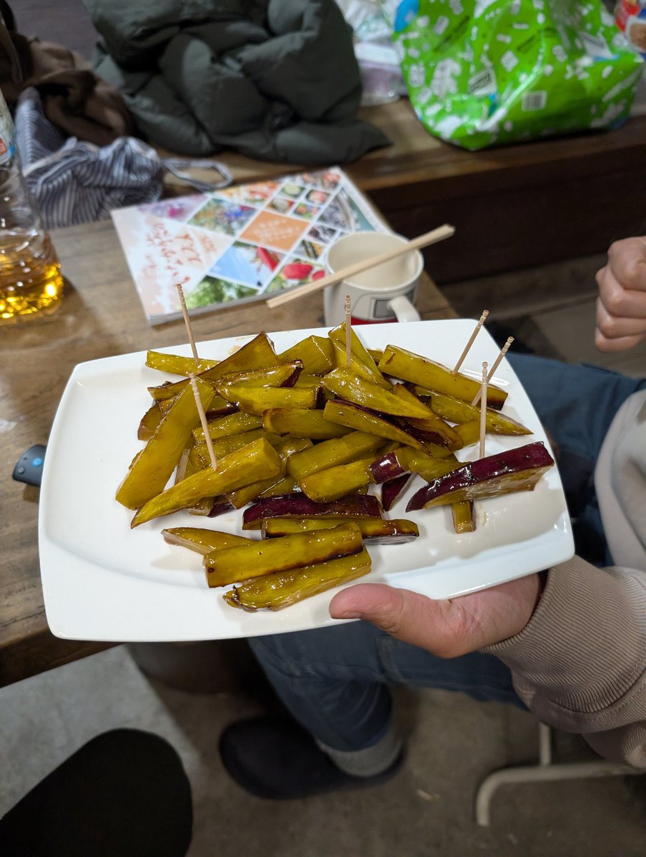 mimuBAR's tweet image. 料理作って、食べてもらって
『美味しい』『また作って』言われると素直に嬉しい😃
美味しそうな表情見てると癒される
それだけで自分は満腹になる
『ありがとね』
#36飯店 #作り方はいつも適当です 
#自分好みの味付けなので濃い味です