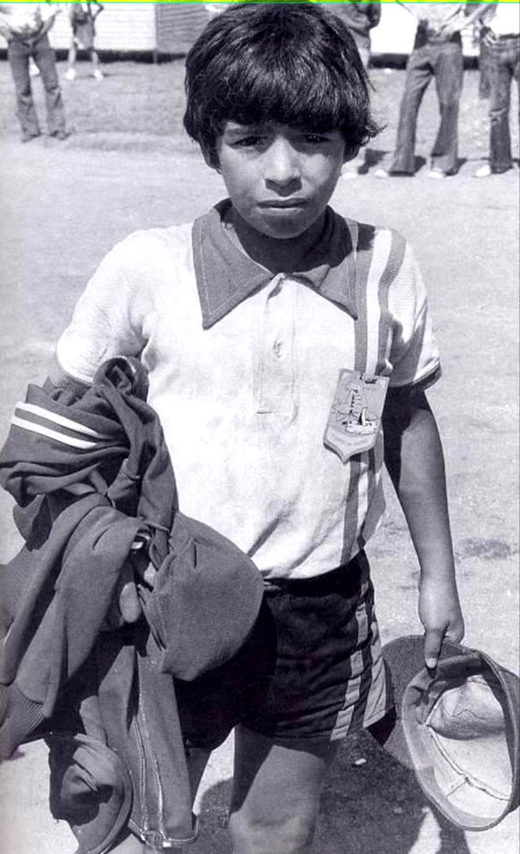 PureFooty10's tweet photo. The life of Diego Maradona in photos

1973/74 "Los Cebollitas" https://t.co/t5vVuSC6QW
