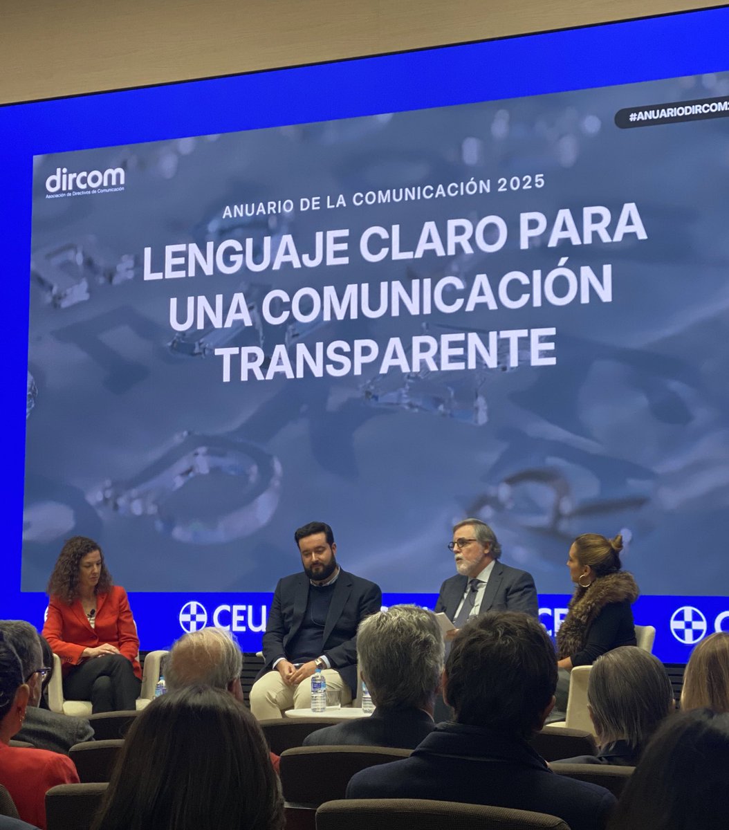 Conclusión principal de la presentación de #AnuarioDircom2025 de
<a href="/DircomSpain/">Dircom</a>:

👉 La claridad en el lenguaje es trasversal; una ventaja estratégica y competitiva real para las organizaciones entre ruido y desconfianza que vivimos actualmente