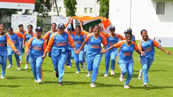 SnaataniSneha's tweet photo. "This victory is a shining beacon of how determination overcomes every challenge! 🇮🇳 Congratulations to the Indian blind women’s cricket team on their historic T20 World Cup win. 🏆"
#ShiningExample #HistoryInTheMaking #InspirationForAll #WomenCricket #PMModi #BreakingBarriers https://t.co/Dr7TYcz5uq