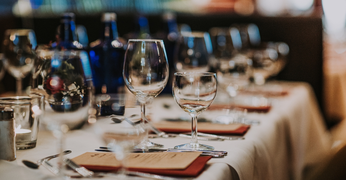 Queda un mes para Navidad… ¿Cómo lleváis la cena de empresa?👀

Un evento no se vive igual sin una buena experiencia gastronómica👩🏽‍🍳

Por eso, en diciembre nuestros equipos trabajan para ofrecer un servicio flexible, innovador y adaptado a cada ocasión✨

foodserviceespana.com