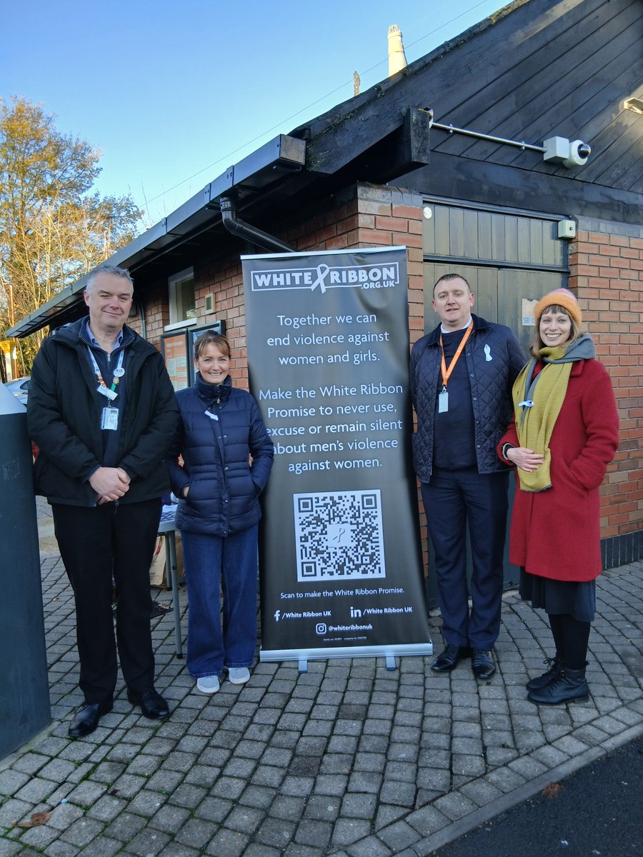 HeartCRP's tweet image. Today is White Ribbon Day and we were with colleagues from @WestMidRailway and @networkrail at Canley Station this morning, sharing the &apos;We Speak Up&apos; message with passengers.  

To find out more about @WhiteRibbon_UK,the vital work they do for the prevention of violence towards…
