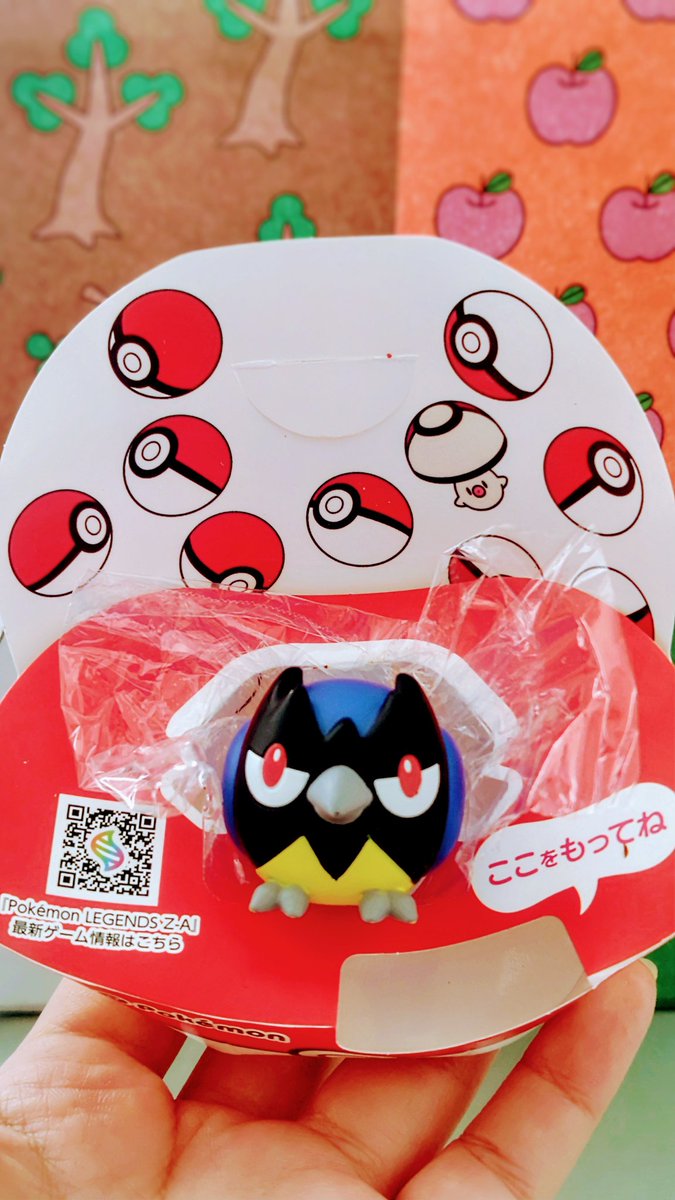 おいしそうなことりﾁｬﾝ、食べちゃおッカナ。。。😋😋😋😋😋😋