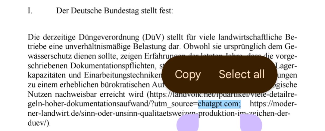 NiklasWenzel_'s tweet image. Die AfD lässt ihre Anträge im Bundestag einfach von ChatGPT schreiben und ist zu dumm die Quellen anzupassen.