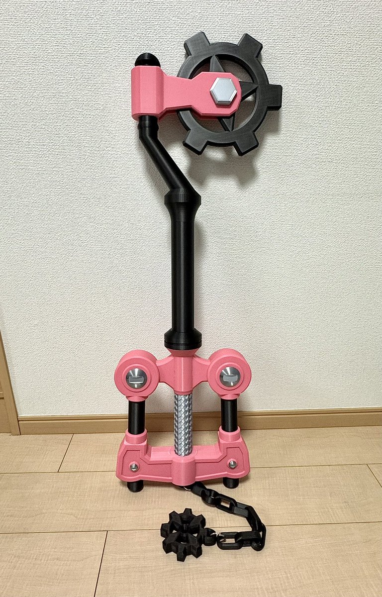 panyayan0315's tweet image. 今まで作ったやつ画像整理してるけど
初期武器好きすぎるマンだな…