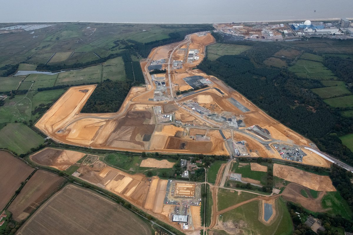 When the head of NE conveniently ignores PINS recommended refusal of Sizewell C's DCO re a sustainable supply of mains water &amp; that NE in their final SOCG said cumulative impacts "may get missed/downplayed" there really is no hope for nature &amp; wildlife!   
…documents.planninginspectorate.gov.uk/published-docu…