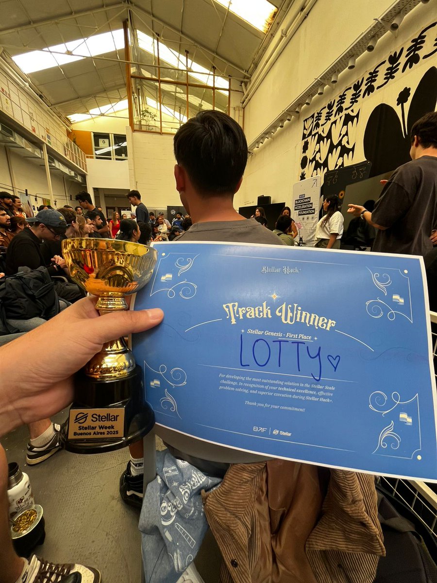 JulioMarquez88's tweet image. Gracias @TheBAFNetwork  por la invitación fue una organización impecable de la Stellar Week 🙌 
¡Felices de anunciar que ganamos el Track Genesis con @LottyApp ! 🚀
A seguir construyendo más soluciones que transformen hábitos en oportunidades 💫 @BuildOnStellar @StarMaker_LATAM