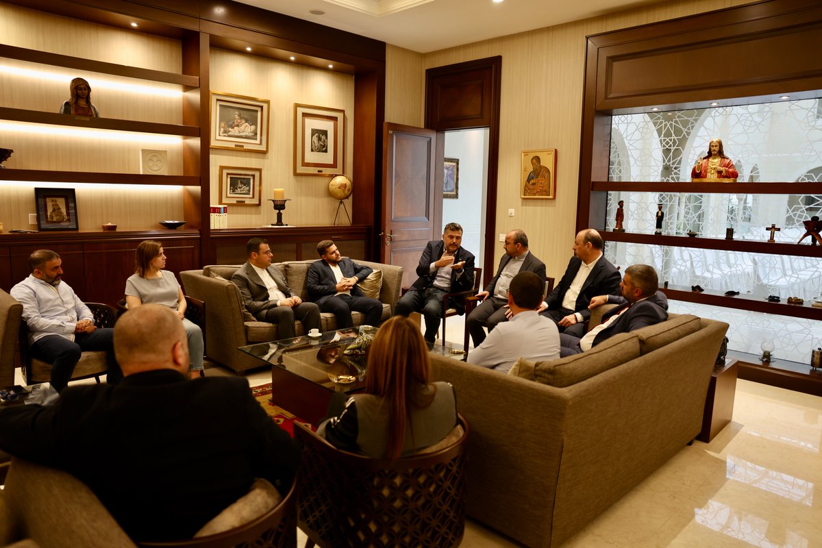 uAntonine's tweet photo. UA has signed a landmark MOU with #ATCL and #RallyPlus, becoming the first university in Lebanon to integrate motorsports into its academic and experiential ecosystem.
Full news 🔗 https://t.co/XFfkGScwuW
#uAntonine #uA_News #RallyinLebanon #FIA #Motorsport https://t.co/wi23QI6f1G