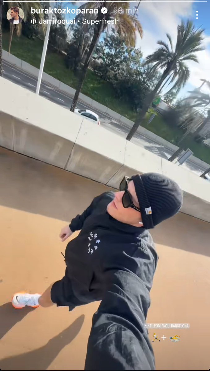 Tibia2021's tweet image. Sembra che abbia deciso di rimettersi in forma, a Barcellona .
🏃‍♂️🏊
#BurakTozkoparan