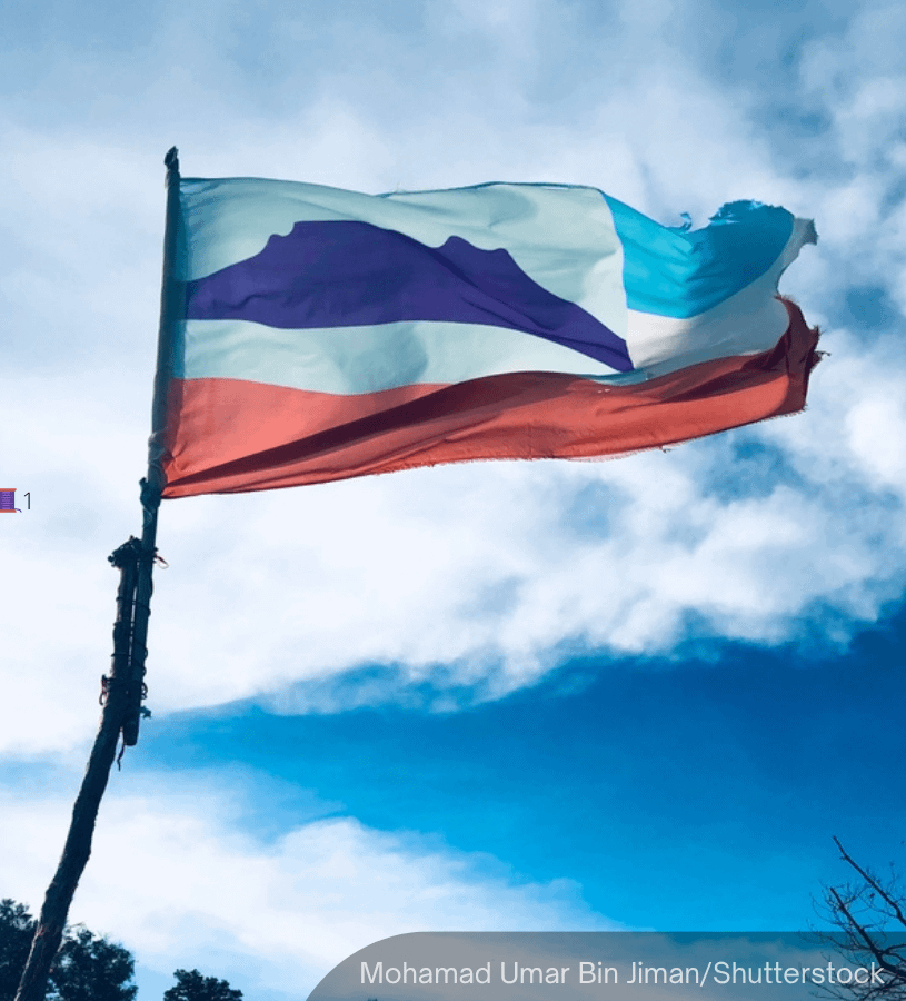 NewsBFM's tweet image. Bersih has reported multiple cases of vote-buying and misuse of government resources during the Sabah state election campaign.

The electoral watchdog said some parties held banquets, gave out gifts and household items, and provided free motorcycle refueling to voters.

🧵1