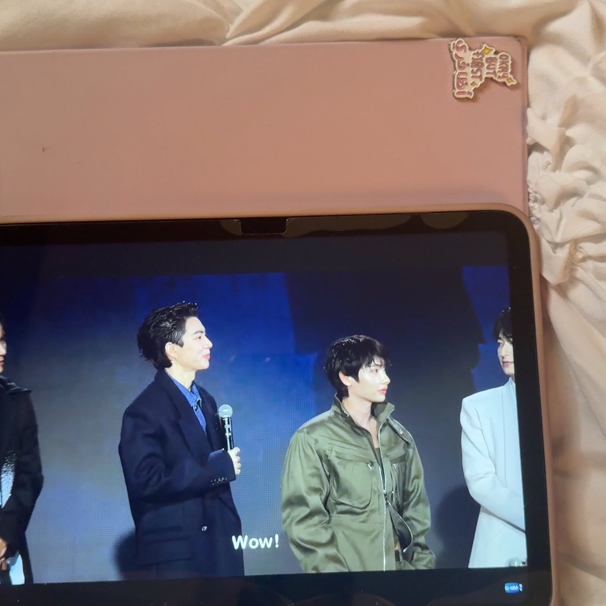 almgun7's tweet image. We love u Gmmtv forever 💚💚💚
#OffGun #GMM