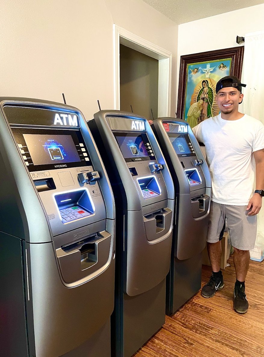 juanjeronimo_'s tweet image. The profits from my 3 most recent ATMs:

1. $4,000 in the last 9 months
2. $6,000 in the last 10 months
3. $6,000 in the last 12 months

Here’s how I find the most profitable locations: