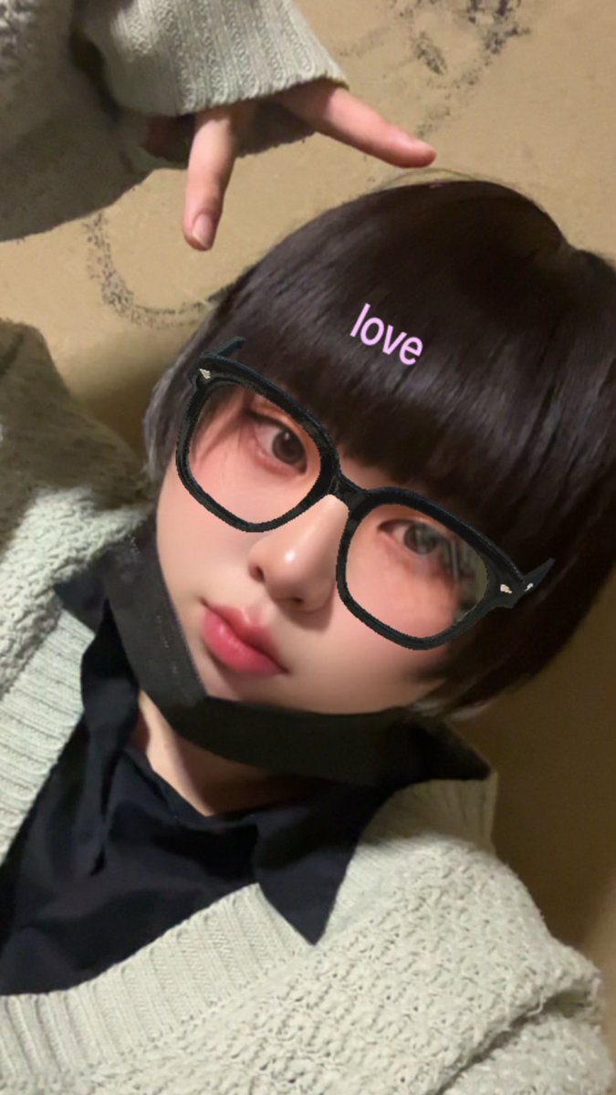 _rin_ruk's tweet photo. 前髪を切りすぎたっ(ﾉ≧ڡ≦)☆ https://t.co/O4sxJcsPX0