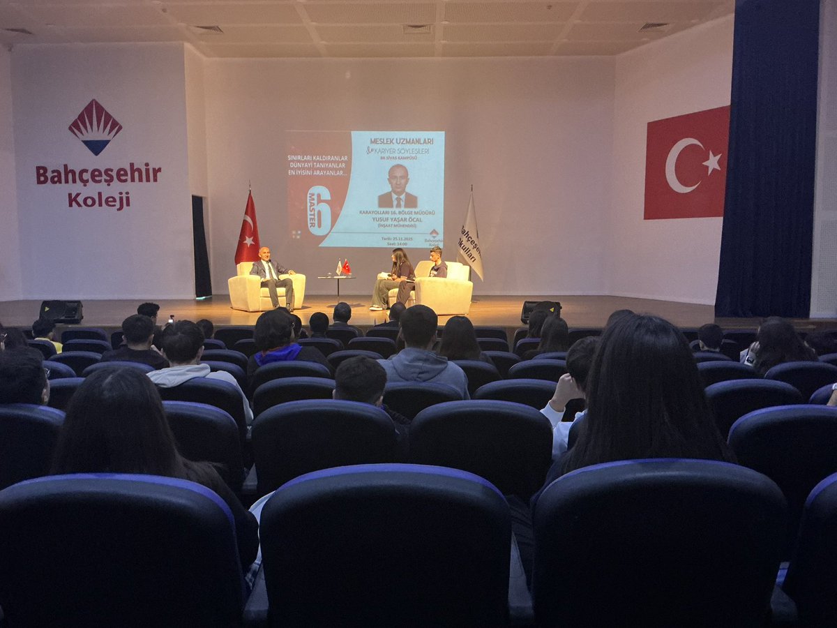 BahcesehirSivas's tweet photo. Lise #Master6 Meslek Uzmanları ile Kariyer Söyleşisi programımızın konuğu, Karayolları 16. Bölge Müdürü Sn. Yusuf Yaşar Öcal’a ‘İnşaat Mühendisliği’ mesleği hakkında vermiş olduğu değerli bilgiler ve hoş söyleşisi için teşekkür ediyoruz.
#bahçeşehirkoleji https://t.co/pGt1cSGqCo