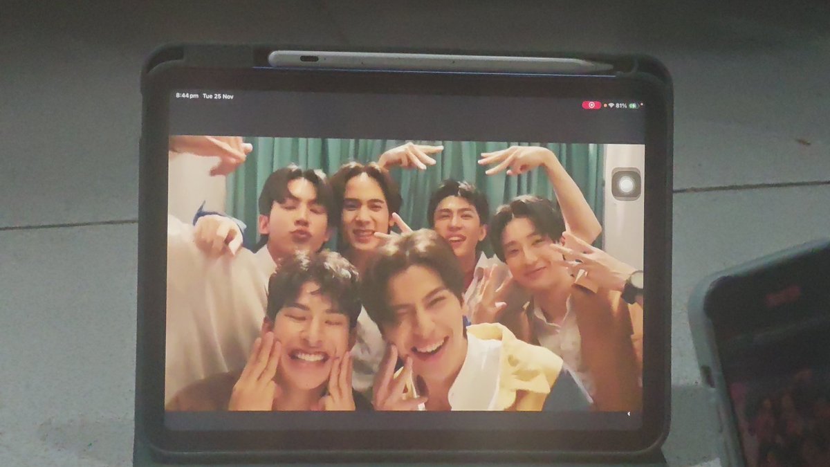 MarkOhmPH's tweet image. Are we still alive PH BABY MOMOS?! 🥳
We cannot wait for MarkOhm next year! 😘🤌🏻

Excited to see MarkOhm, SurfJava, and SaveFranc in Roommate Chaos 

MAGIC VIBES WITH MARKOHM

@SurfJavaPH

#RoommateChaos
#GMMTV2026
#mmarkpkk
#ohmtpk
#markohm

🩵💜