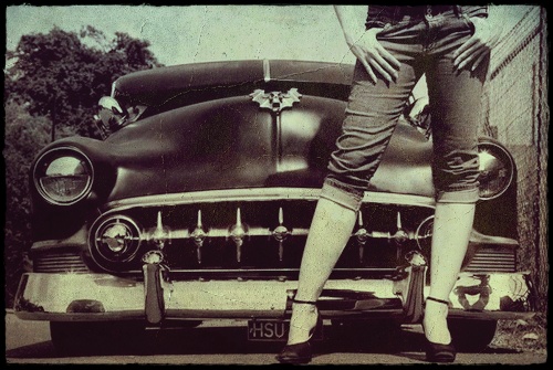 Soul music, smoke, and heartbreak—Queen of the Barrio pulses like a record spinning in slow motion. #RetroSoul #LatinoNoir #NovelCore #booktok #Literature #latino #chicano #PulpFiction #Romance 
neonslate.net/queen-of-the-b…