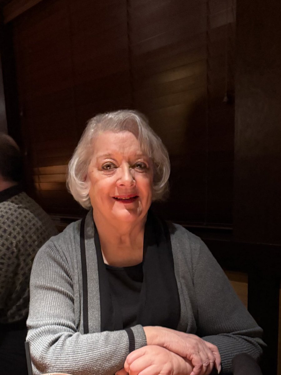 Dr. Anthony Jordan tweet media