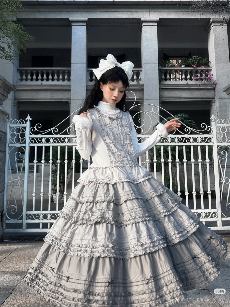 Roses on the Roof～ロリィタ＆クラシック【公式PR】 (@shiny5432