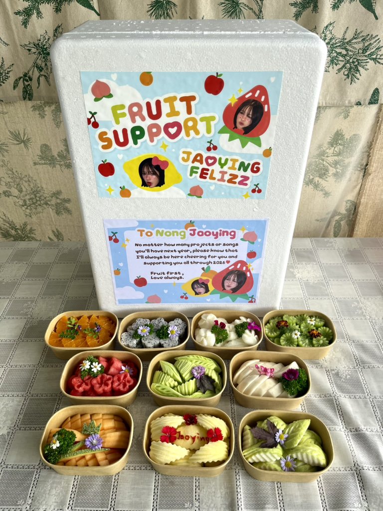 Nongmon_fruit's tweet image. จิ๋วแต่แจ๋วของจริงเลยค้าบบบ สมกับเป็นผลไม้ให้ #เจ้าหญิง ได้ทานจริงๆ งานแกะสลักเกือบทุกกล่องเลย เหมือนจะง่ายแต่ดีเทลเยอะอยู่น้าาา ขอบคุณ @fallindimples มากๆนะคะที่ไว้ใจให้เราดูแล🥰 
#Jaoying
#felizz 
#foodsupport 
#ผลไม้ปอกพร้อมทาน