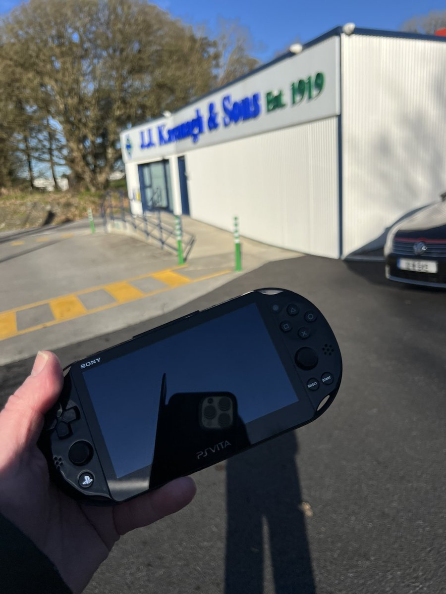 PSPcollector tweet media